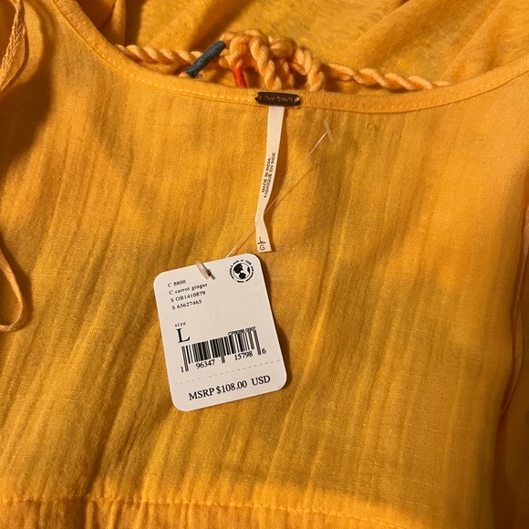 NWT Free People Market Embroidered Boho T-Shirt Short Sleeve V-Neck Over… - Picture 12 of 14